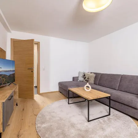 Austria-12 By Interhome Soll